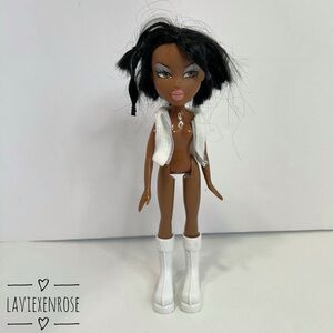 2003 Bratz Wintertime Wonderland Sasha